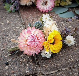 Dried Flower Boutonniere - Homecoming/Prom