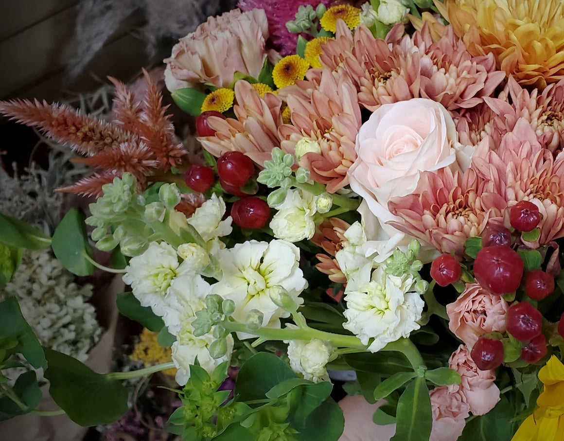 Kwanzaa Wrap Bouquet