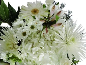 Hanukkah Fresh Flower White Bouquet