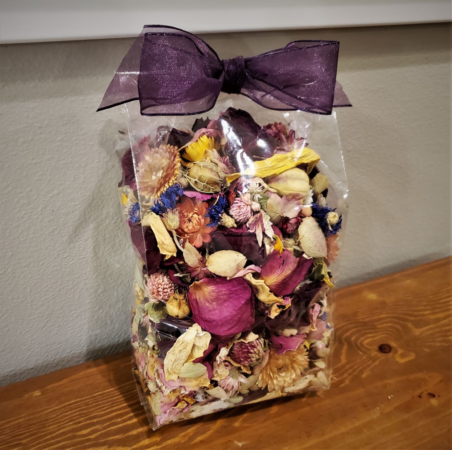  Dried Flower Confetti, 12 Packs Biodegradable Flower