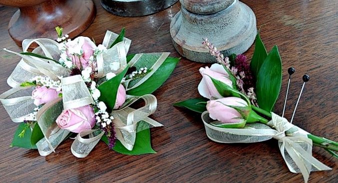 Boutonniere - Homecoming/Prom